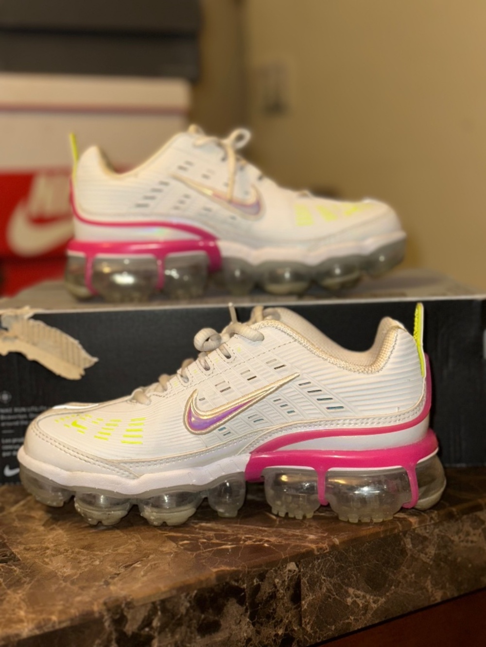 Nike Air Vapormax 360 | Size 6